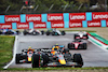 GP EMILIA ROMAGNA, Max Verstappen (NLD) Red Bull Racing RB18 davanti a at the partenza of the race.
24.04.2022. Formula 1 World Championship, Rd 4, Emilia Romagna Grand Prix, Imola, Italy, Gara Day.
 - www.xpbimages.com, EMail: requests@xpbimages.com © Copyright: Coates / XPB Images