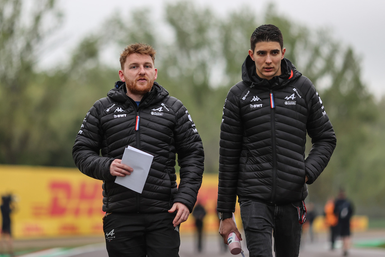 GP EMILIA ROMAGNA, Esteban Ocon (FRA), Alpine F1 Team 
21.04.2022. Formula 1 World Championship, Rd 4, Emilia Romagna Grand Prix, Imola, Italy, Preparation Day.
- www.xpbimages.com, EMail: requests@xpbimages.com ¬© Copyright: Charniaux / XPB Images