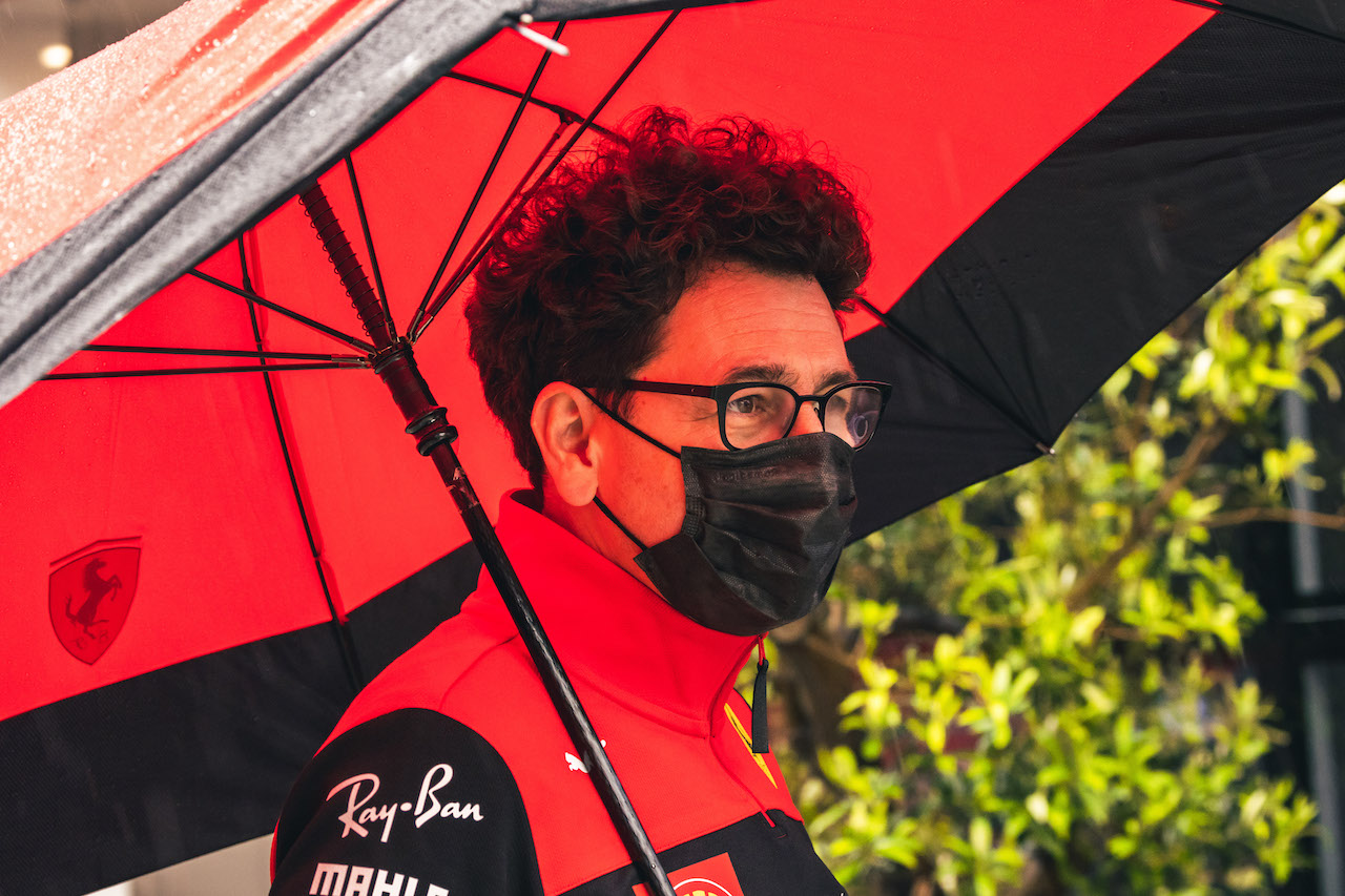 GP EMILIA ROMAGNA, Mattia Binotto (ITA) Ferrari Team Principal.
22.04.2022. Formula 1 World Championship, Rd 4, Emilia Romagna Grand Prix, Imola, Italy, Qualifiche Day.
- www.xpbimages.com, EMail: requests@xpbimages.com © Copyright: Bearne / XPB Images