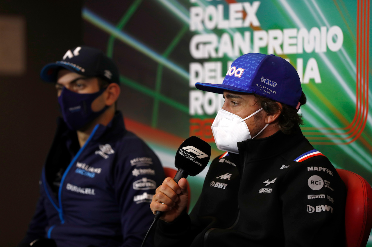 GP EMILIA ROMAGNA, Fernando Alonso (ESP) Alpine F1 Team in the FIA Press Conference.
22.04.2022. Formula 1 World Championship, Rd 4, Emilia Romagna Grand Prix, Imola, Italy, Qualifiche Day.
- www.xpbimages.com, EMail: requests@xpbimages.com © Copyright: XPB Images