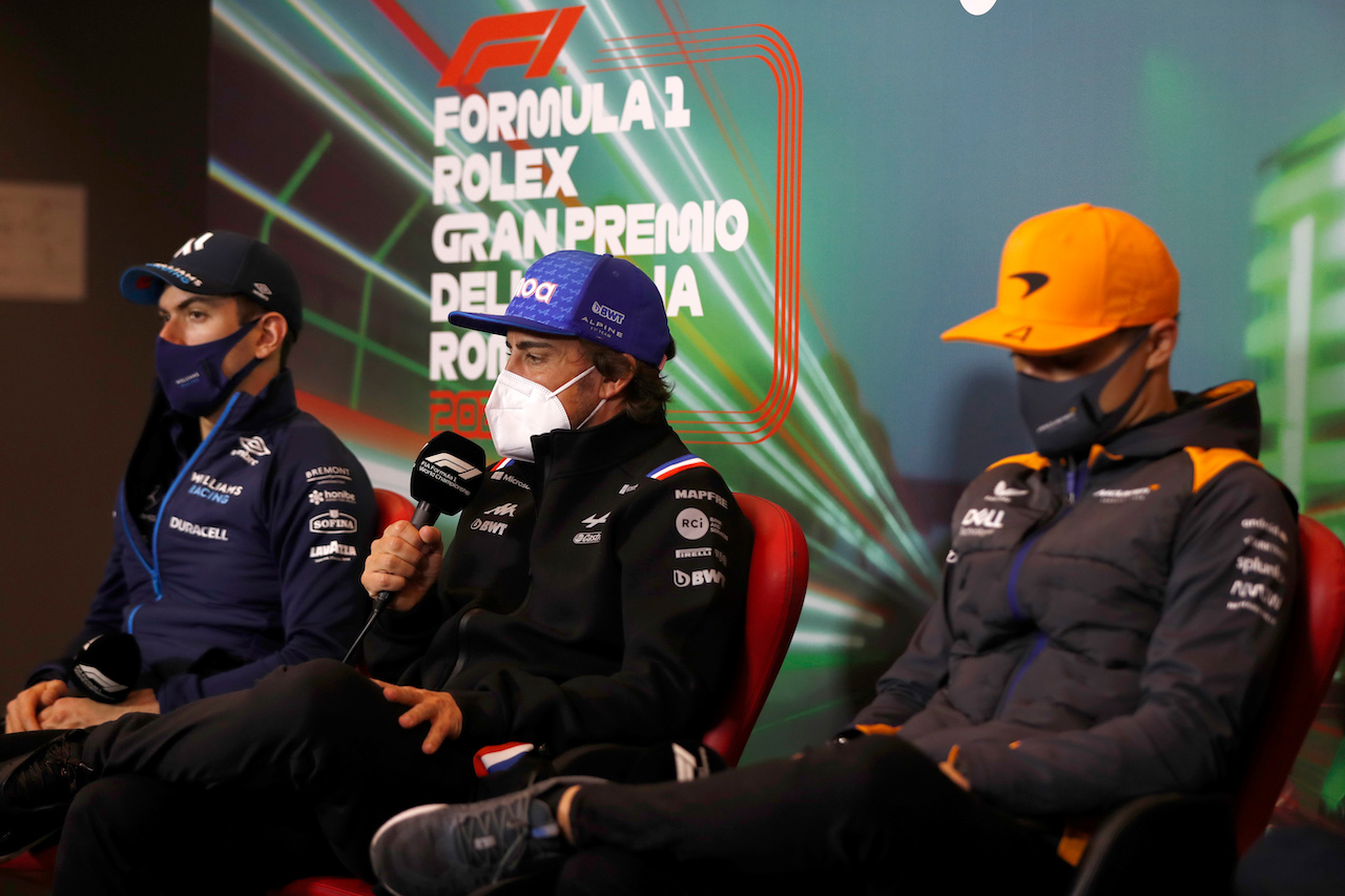 GP EMILIA ROMAGNA, Fernando Alonso (ESP) Alpine F1 Team in the FIA Press Conference.
22.04.2022. Formula 1 World Championship, Rd 4, Emilia Romagna Grand Prix, Imola, Italy, Qualifiche Day.
- www.xpbimages.com, EMail: requests@xpbimages.com © Copyright: XPB Images