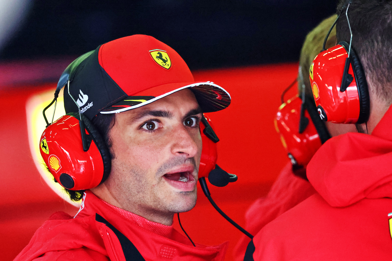 GP EMILIA ROMAGNA, Carlos Sainz Jr (ESP) Ferrari.
22.04.2022. Formula 1 World Championship, Rd 4, Emilia Romagna Grand Prix, Imola, Italy, Qualifiche Day.
- www.xpbimages.com, EMail: requests@xpbimages.com © Copyright: Batchelor / XPB Images