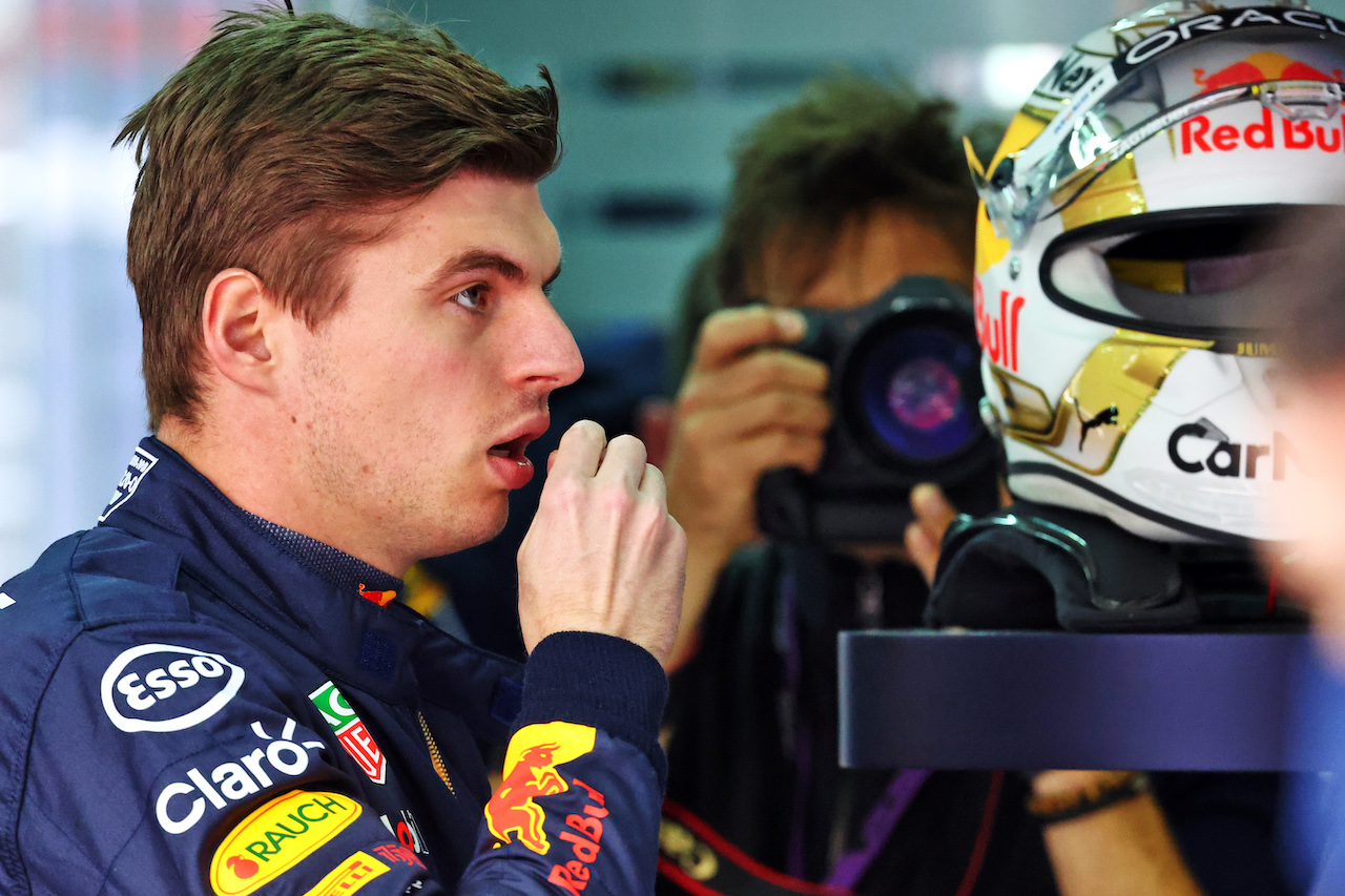 GP EMILIA ROMAGNA, Max Verstappen (NLD) Red Bull Racing.
22.04.2022. Formula 1 World Championship, Rd 4, Emilia Romagna Grand Prix, Imola, Italy, Qualifiche Day.
- www.xpbimages.com, EMail: requests@xpbimages.com © Copyright: Batchelor / XPB Images