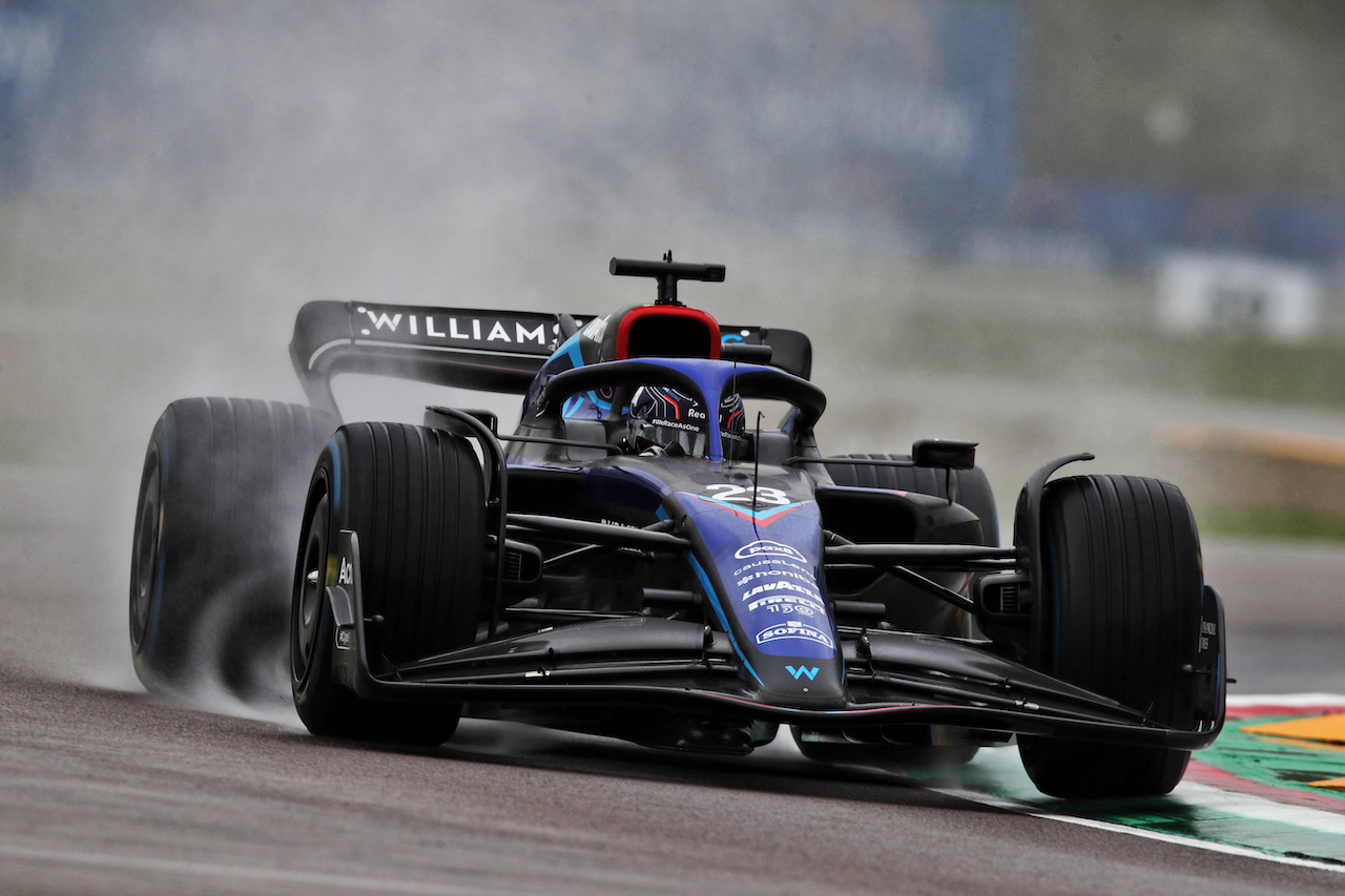 GP EMILIA ROMAGNA, Alexander Albon (THA) Williams Racing FW44.
22.04.2022. Formula 1 World Championship, Rd 4, Emilia Romagna Grand Prix, Imola, Italy, Qualifiche Day.
 - www.xpbimages.com, EMail: requests@xpbimages.com © Copyright: Coates / XPB Images