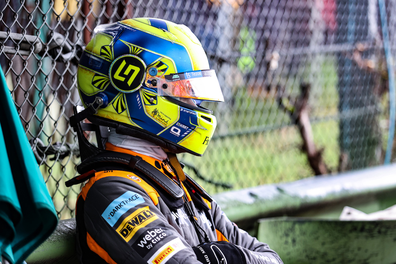 GP EMILIA ROMAGNA, Lando Norris (GBR), McLaren F1 Team 
22.04.2022. Formula 1 World Championship, Rd 4, Emilia Romagna Grand Prix, Imola, Italy, Qualifiche Day.
- www.xpbimages.com, EMail: requests@xpbimages.com © Copyright: Charniaux / XPB Images