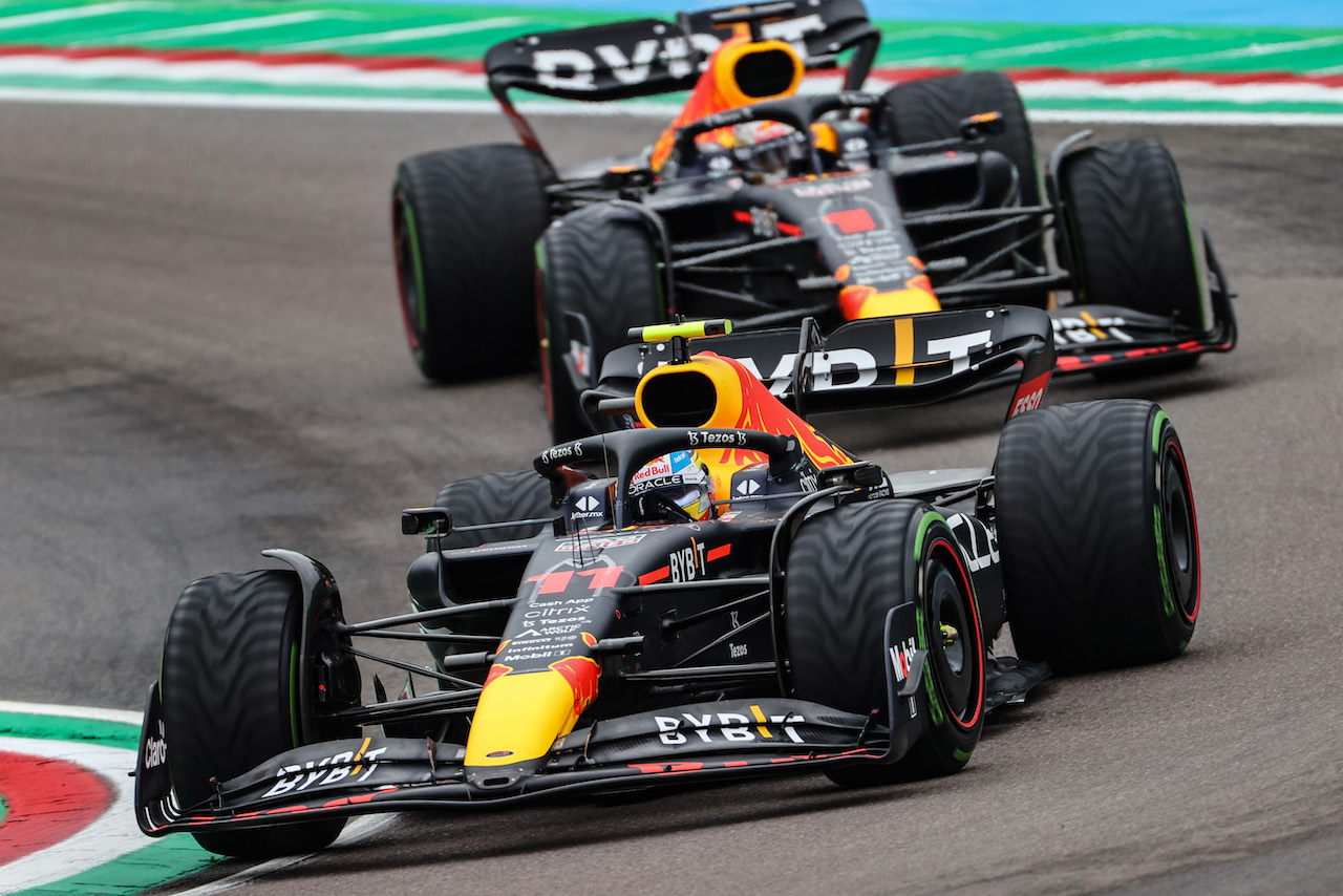 GP EMILIA ROMAGNA, Sergio Perez (MEX), Red Bull Racing 
22.04.2022. Formula 1 World Championship, Rd 4, Emilia Romagna Grand Prix, Imola, Italy, Qualifiche Day.
- www.xpbimages.com, EMail: requests@xpbimages.com © Copyright: Charniaux / XPB Images