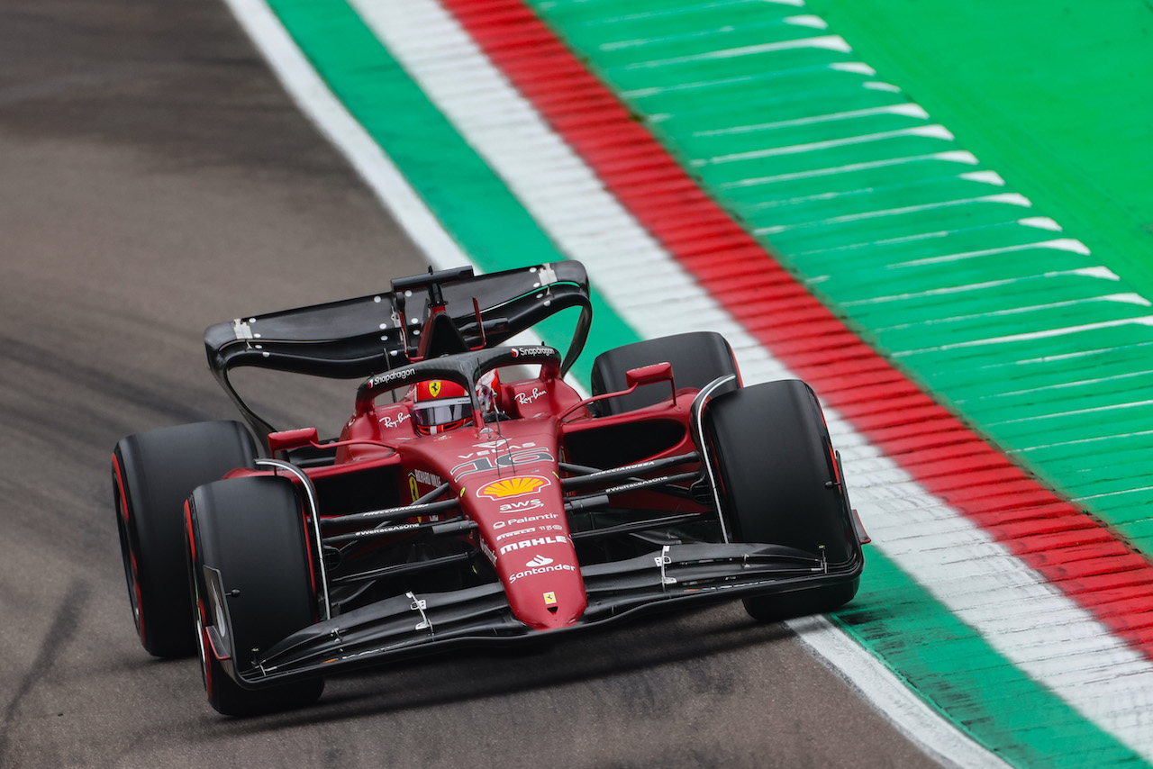 GP EMILIA ROMAGNA, Charles Leclerc (FRA), Ferrari 
22.04.2022. Formula 1 World Championship, Rd 4, Emilia Romagna Grand Prix, Imola, Italy, Qualifiche Day.
- www.xpbimages.com, EMail: requests@xpbimages.com ¬© Copyright: Charniaux / XPB Images