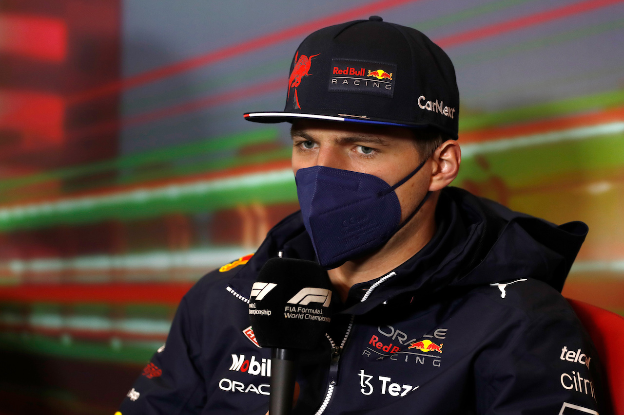 GP EMILIA ROMAGNA, Max Verstappen (NLD) Red Bull Racingi in the FIA Press Conference.
22.04.2022. Formula 1 World Championship, Rd 4, Emilia Romagna Grand Prix, Imola, Italy, Qualifiche Day.
- www.xpbimages.com, EMail: requests@xpbimages.com © Copyright: XPB Images