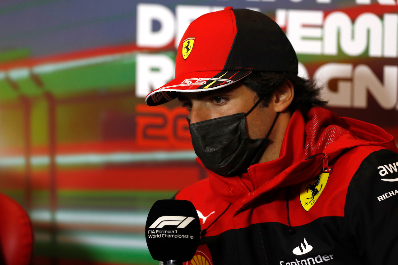 GP EMILIA ROMAGNA, Carlos Sainz Jr (ESP) Ferrari in the FIA Press Conference.
22.04.2022. Formula 1 World Championship, Rd 4, Emilia Romagna Grand Prix, Imola, Italy, Qualifiche Day.
- www.xpbimages.com, EMail: requests@xpbimages.com © Copyright: XPB Images