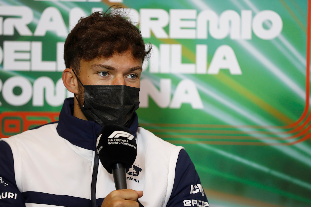 GP EMILIA ROMAGNA, Pierre Gasly (FRA) AlphaTaurii in the FIA Press Conference.
22.04.2022. Formula 1 World Championship, Rd 4, Emilia Romagna Grand Prix, Imola, Italy, Qualifiche Day.
- www.xpbimages.com, EMail: requests@xpbimages.com © Copyright: XPB Images