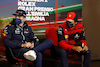GP EMILIA ROMAGNA, (L to R): Max Verstappen (NLD) Red Bull Racing e Carlos Sainz Jr (ESP) Ferrari in the FIA Press Conference.
22.04.2022. Formula 1 World Championship, Rd 4, Emilia Romagna Grand Prix, Imola, Italy, Qualifiche Day.
- www.xpbimages.com, EMail: requests@xpbimages.com © Copyright: XPB Images