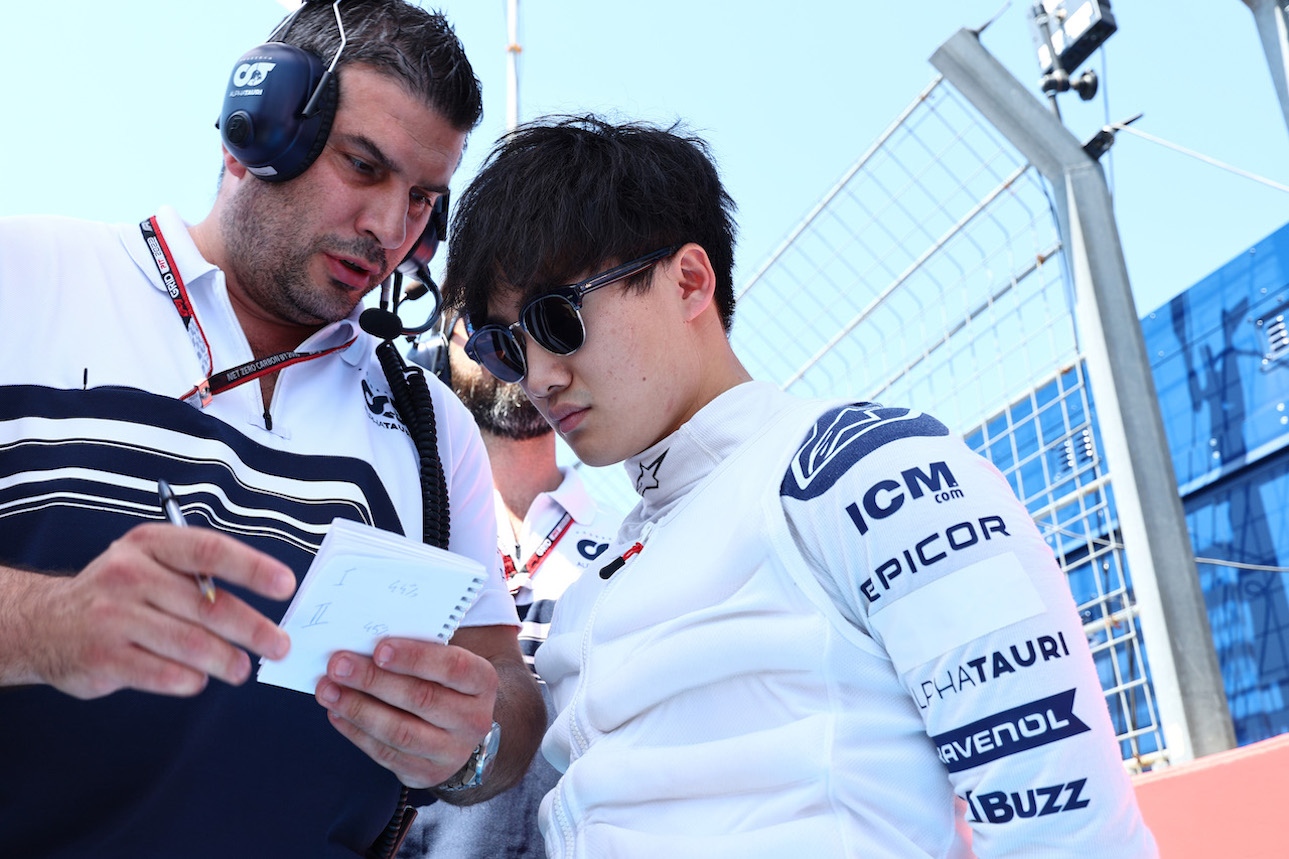 GP FRANCIA, Yuki Tsunoda (JPN), Alpha Tauri 
24.07.2022. Formula 1 World Championship, Rd 12, French Grand Prix, Paul Ricard, France, Gara Day.
- www.xpbimages.com, EMail: requests@xpbimages.com ¬© Copyright: Charniaux / XPB Images