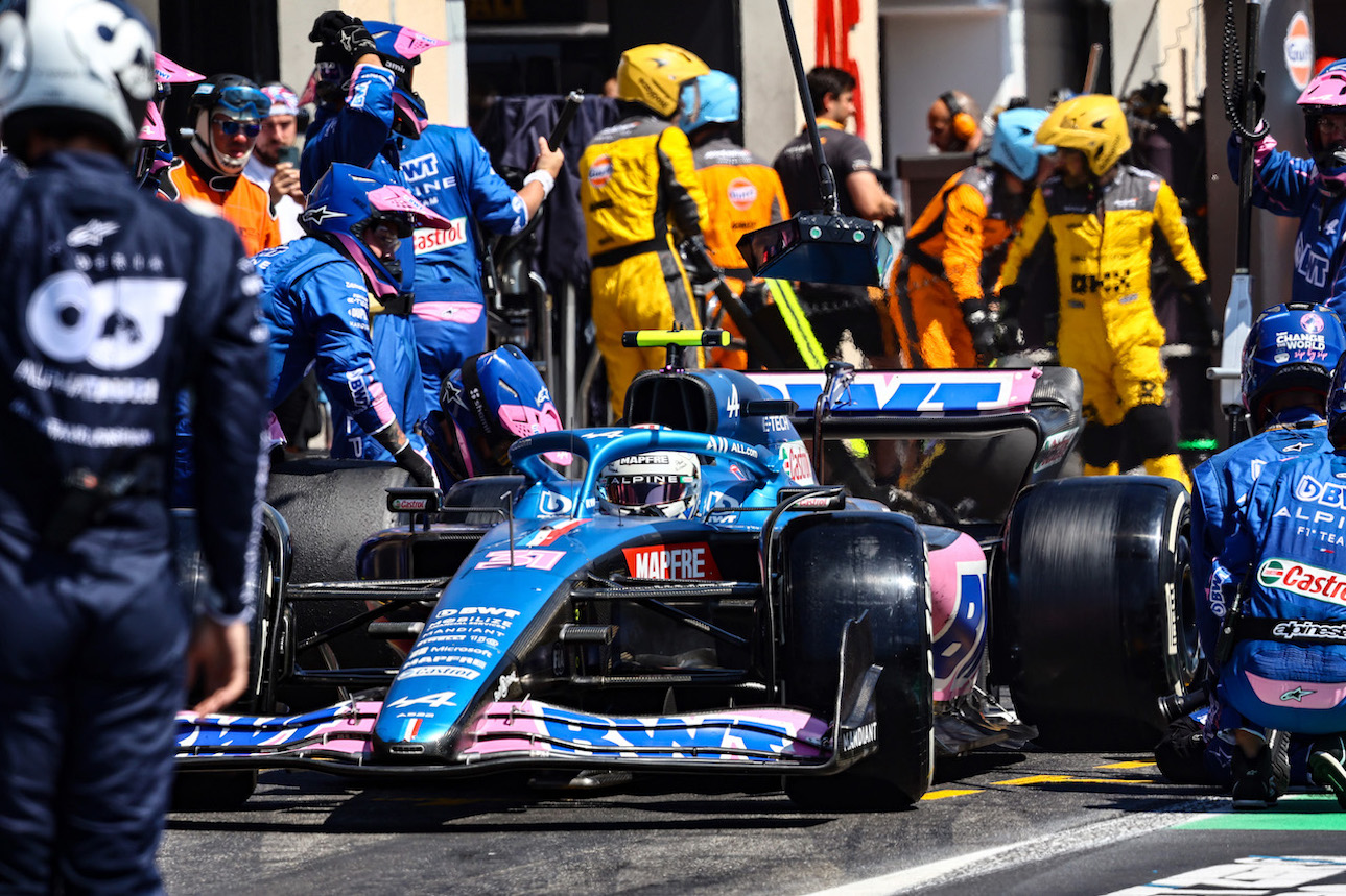GP FRANCIA, Esteban Ocon (FRA), Alpine F1 Team 
24.07.2022. Formula 1 World Championship, Rd 12, French Grand Prix, Paul Ricard, France, Gara Day.
- www.xpbimages.com, EMail: requests@xpbimages.com ¬© Copyright: Charniaux / XPB Images