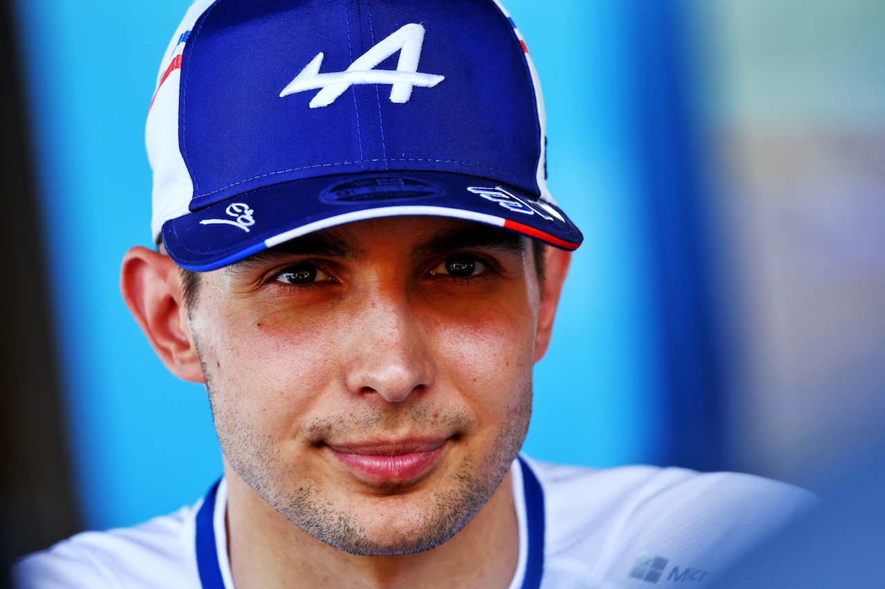 GP FRANCIA, Esteban Ocon (FRA) Alpine F1 Team.
21.07.2022. Formula 1 World Championship, Rd 12, French Grand Prix, Paul Ricard, France, Preparation Day.
- www.xpbimages.com, EMail: requests@xpbimages.com © Copyright: Batchelor / XPB Images