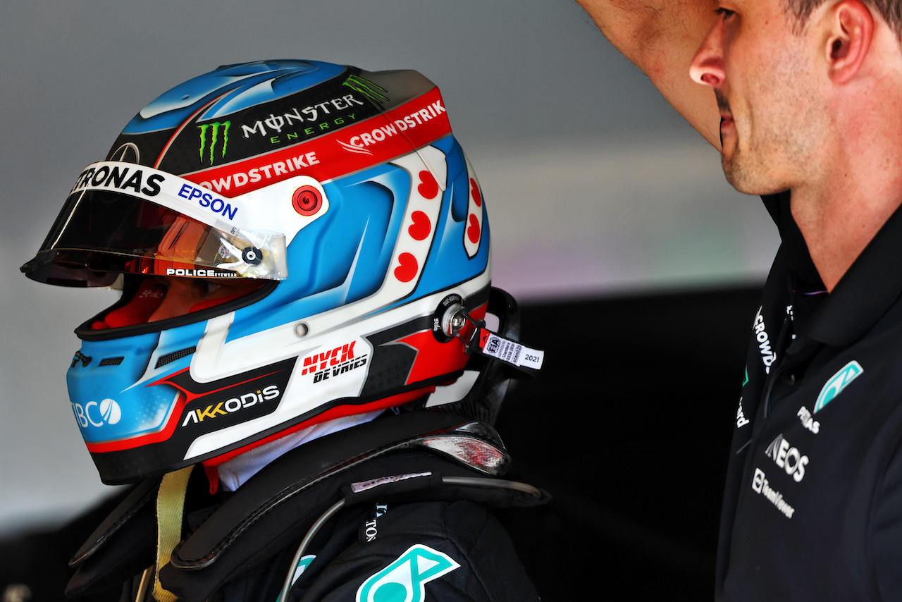 GP FRANCIA, Nyck de Vries (NLD) Mercedes AMG F1 Test e Reserve Driver.
21.07.2022. Formula 1 World Championship, Rd 12, French Grand Prix, Paul Ricard, France, Preparation Day.
- www.xpbimages.com, EMail: requests@xpbimages.com © Copyright: Batchelor / XPB Images