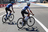 GP FRANCIA, Evita Muzic (FRA), professionnel cycliste from Team FDG e Esteban Ocon (FRA), Alpine F1 Team 
21.07.2022. Formula 1 World Championship, Rd 12, French Grand Prix, Paul Ricard, France, Preparation Day.
- www.xpbimages.com, EMail: requests@xpbimages.com ¬© Copyright: Charniaux / XPB Images