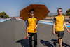 GP FRANCIA, Lando Norris (GBR) McLaren walks the circuit with the team.
21.07.2022. Formula 1 World Championship, Rd 12, French Grand Prix, Paul Ricard, France, Preparation Day.
- www.xpbimages.com, EMail: requests@xpbimages.com © Copyright: Bearne / XPB Images