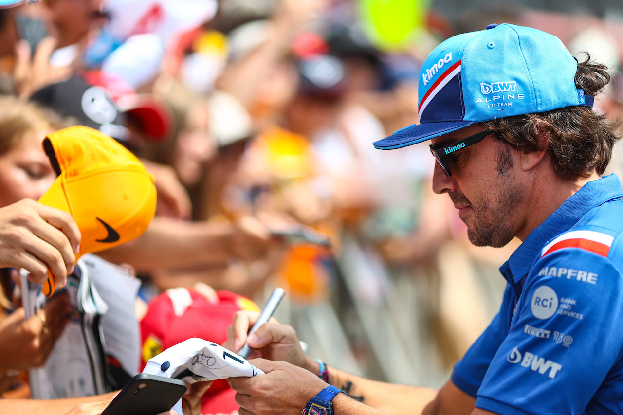 GP FRANCIA, Fernando Alonso (ESP), Alpine F1 Team 
23.07.2022. Formula 1 World Championship, Rd 12, French Grand Prix, Paul Ricard, France, Qualifiche Day.
- www.xpbimages.com, EMail: requests@xpbimages.com ¬© Copyright: Charniaux / XPB Images