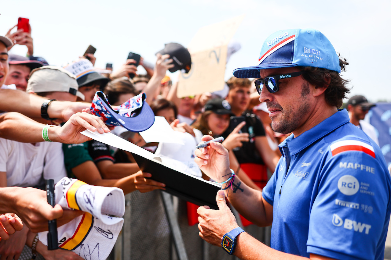 GP FRANCIA, Fernando Alonso (ESP), Alpine F1 Team 
23.07.2022. Formula 1 World Championship, Rd 12, French Grand Prix, Paul Ricard, France, Qualifiche Day.
- www.xpbimages.com, EMail: requests@xpbimages.com ¬© Copyright: Charniaux / XPB Images