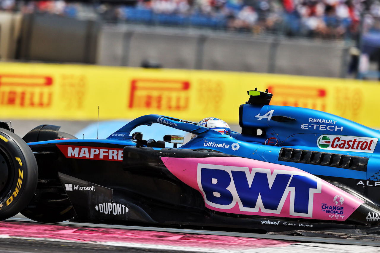 GP FRANCIA, Esteban Ocon (FRA) Alpine F1 Team A522.
23.07.2022. Formula 1 World Championship, Rd 12, French Grand Prix, Paul Ricard, France, Qualifiche Day.
- www.xpbimages.com, EMail: requests@xpbimages.com © Copyright: Moy / XPB Images