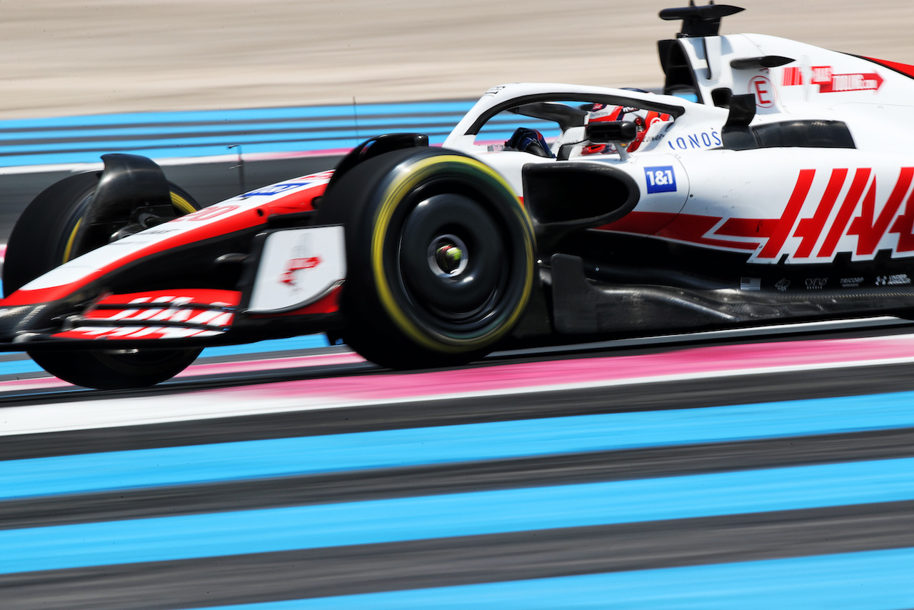 GP FRANCIA, Kevin Magnussen (DEN) Haas VF-22.
23.07.2022. Formula 1 World Championship, Rd 12, French Grand Prix, Paul Ricard, France, Qualifiche Day.
 - www.xpbimages.com, EMail: requests@xpbimages.com © Copyright: Coates / XPB Images