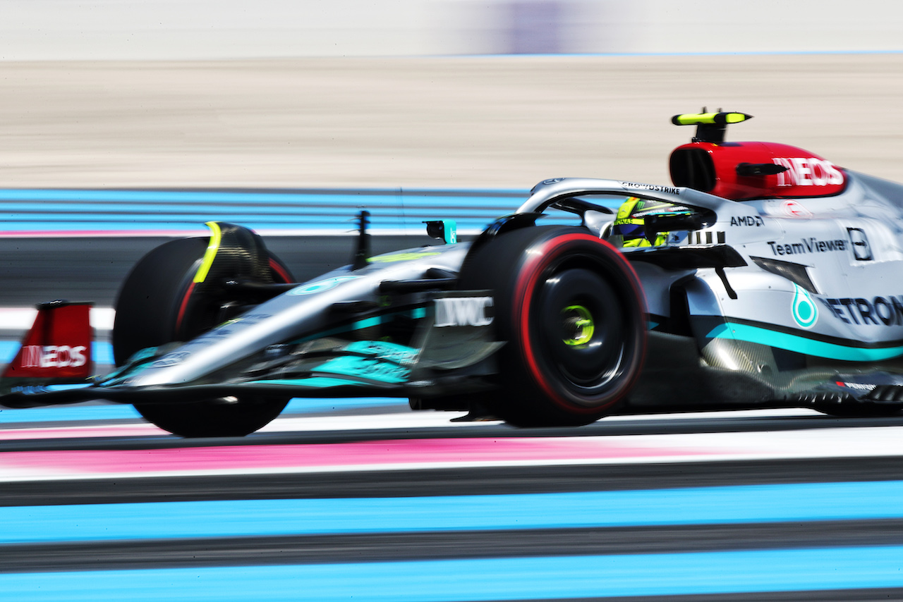 GP FRANCIA, Lewis Hamilton (GBR) Mercedes AMG F1 W13.
23.07.2022. Formula 1 World Championship, Rd 12, French Grand Prix, Paul Ricard, France, Qualifiche Day.
 - www.xpbimages.com, EMail: requests@xpbimages.com © Copyright: Coates / XPB Images