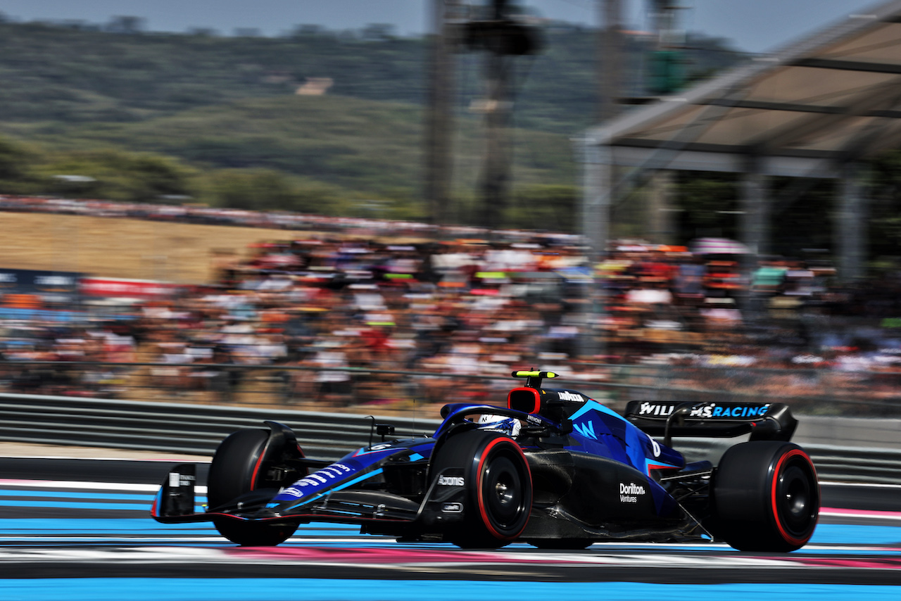GP FRANCIA, Nicholas Latifi (CDN) Williams Racing FW44.
23.07.2022. Formula 1 World Championship, Rd 12, French Grand Prix, Paul Ricard, France, Qualifiche Day.
- www.xpbimages.com, EMail: requests@xpbimages.com © Copyright: Bearne / XPB Images