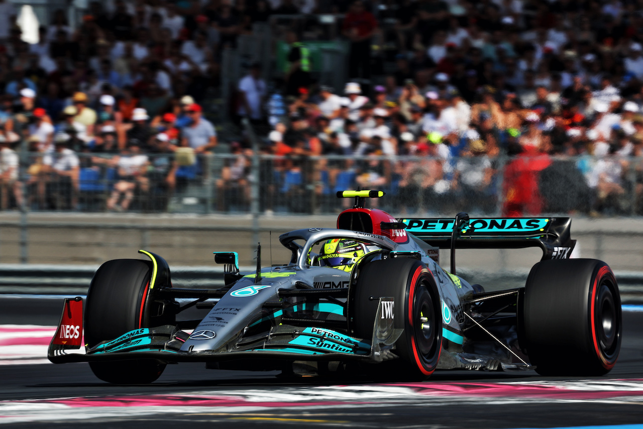 GP FRANCIA, Lewis Hamilton (GBR) Mercedes AMG F1 W13.
23.07.2022. Formula 1 World Championship, Rd 12, French Grand Prix, Paul Ricard, France, Qualifiche Day.
- www.xpbimages.com, EMail: requests@xpbimages.com © Copyright: Bearne / XPB Images