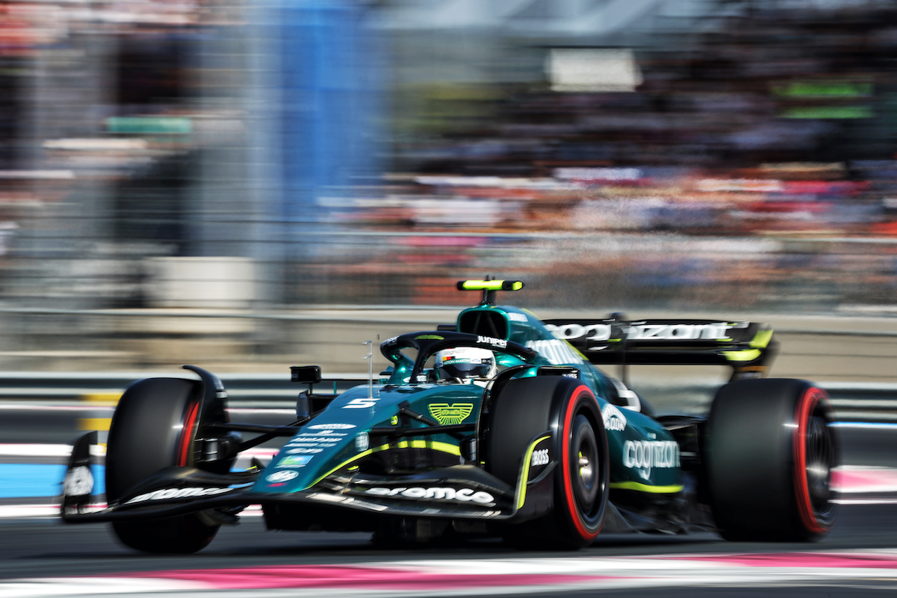 GP FRANCIA, Sebastian Vettel (GER) Aston Martin F1 Team AMR22.
23.07.2022. Formula 1 World Championship, Rd 12, French Grand Prix, Paul Ricard, France, Qualifiche Day.
- www.xpbimages.com, EMail: requests@xpbimages.com © Copyright: Bearne / XPB Images