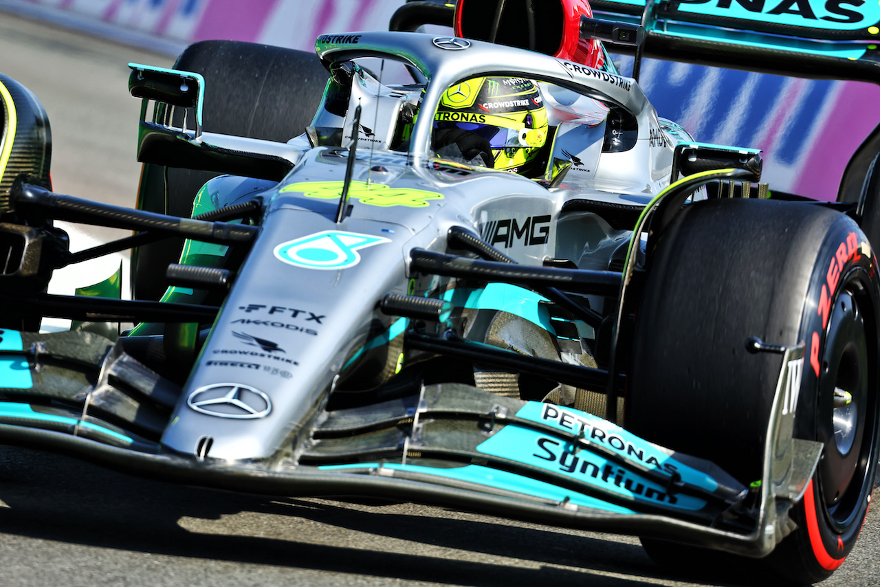 GP FRANCIA, Lewis Hamilton (GBR) Mercedes AMG F1 W13.
23.07.2022. Formula 1 World Championship, Rd 12, French Grand Prix, Paul Ricard, France, Qualifiche Day.
- www.xpbimages.com, EMail: requests@xpbimages.com © Copyright: Batchelor / XPB Images