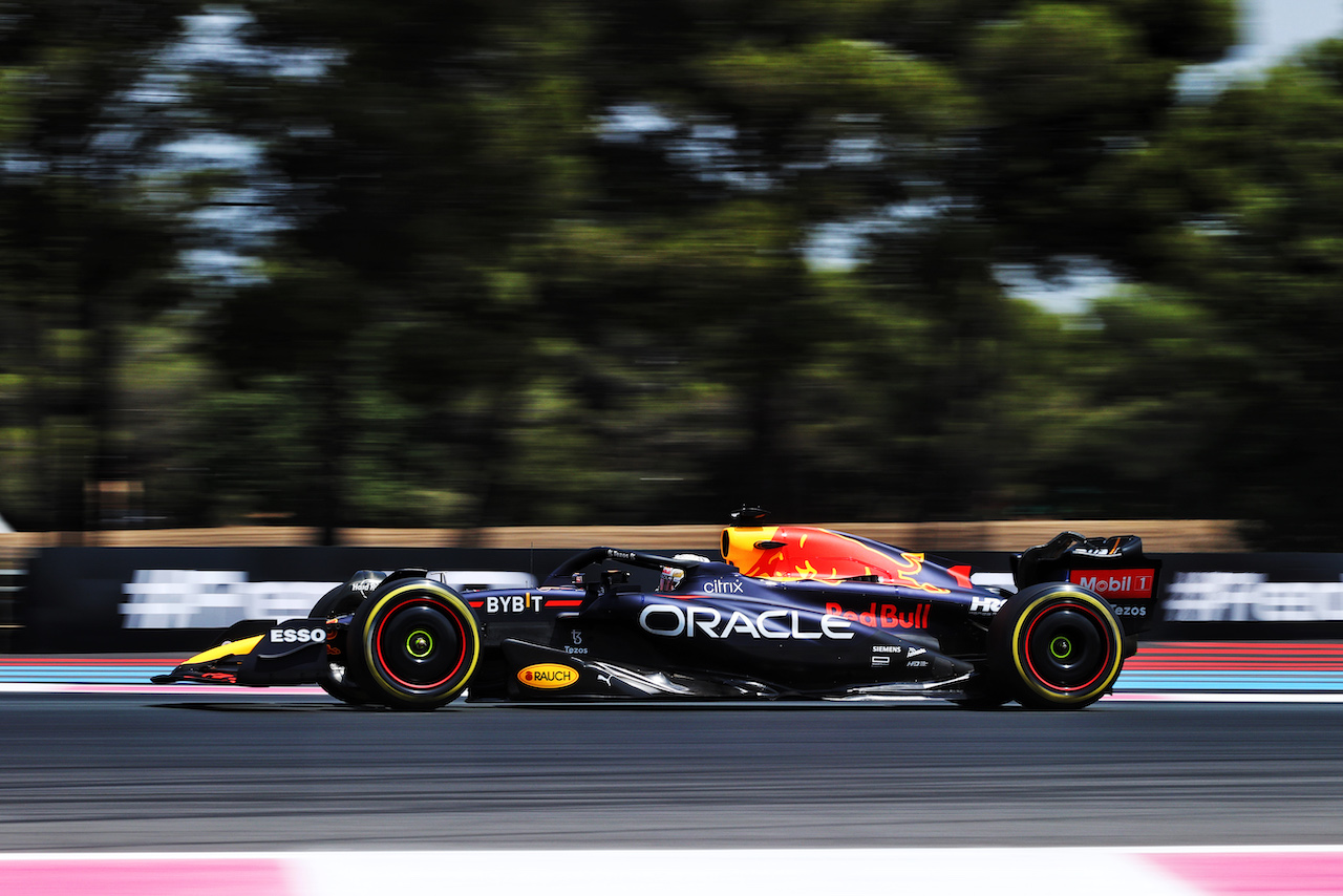 GP FRANCIA, Max Verstappen (NLD) Red Bull Racing RB18.
23.07.2022. Formula 1 World Championship, Rd 12, French Grand Prix, Paul Ricard, France, Qualifiche Day.
- www.xpbimages.com, EMail: requests@xpbimages.com © Copyright: Moy / XPB Images