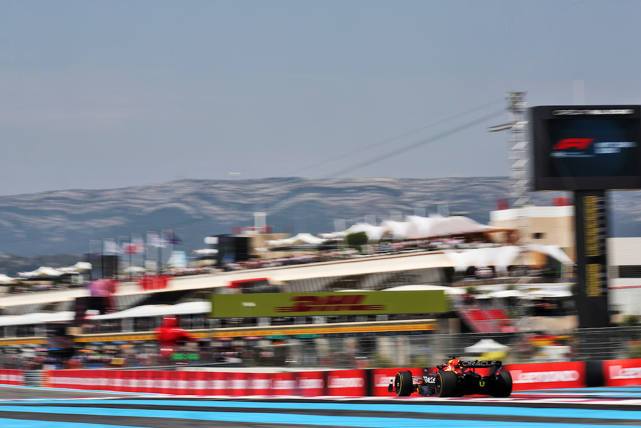 GP FRANCIA, Max Verstappen (NLD) Red Bull Racing RB18.
23.07.2022. Formula 1 World Championship, Rd 12, French Grand Prix, Paul Ricard, France, Qualifiche Day.
 - www.xpbimages.com, EMail: requests@xpbimages.com © Copyright: Coates / XPB Images