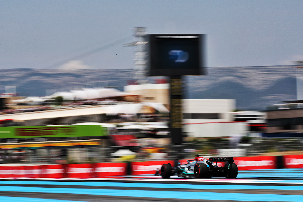 GP FRANCIA, George Russell (GBR) Mercedes AMG F1 W13.
23.07.2022. Formula 1 World Championship, Rd 12, French Grand Prix, Paul Ricard, France, Qualifiche Day.
 - www.xpbimages.com, EMail: requests@xpbimages.com © Copyright: Coates / XPB Images