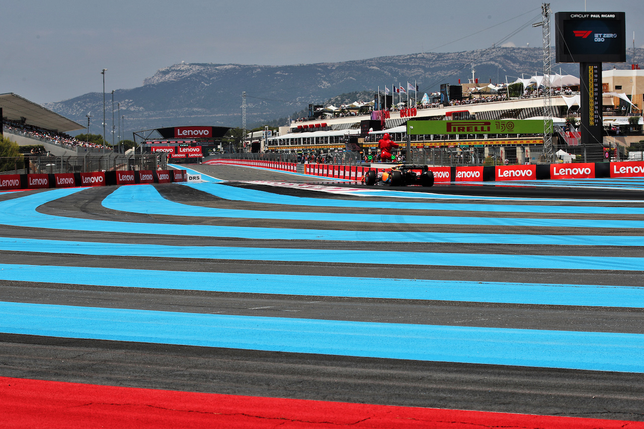 GP FRANCIA, Lando Norris (GBR) McLaren MCL36.
23.07.2022. Formula 1 World Championship, Rd 12, French Grand Prix, Paul Ricard, France, Qualifiche Day.
- www.xpbimages.com, EMail: requests@xpbimages.com © Copyright: Moy / XPB Images
