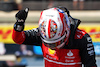 GP FRANCIA, Charles Leclerc (MON) Ferrari celebrates his pole position in qualifying parc ferme.
23.07.2022. Formula 1 World Championship, Rd 12, French Grand Prix, Paul Ricard, France, Qualifiche Day.
- www.xpbimages.com, EMail: requests@xpbimages.com © Copyright: Bearne / XPB Images