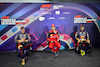 GP FRANCIA, (L to R): Max Verstappen (NLD) Red Bull Racing; Charles Leclerc (MON) Ferrari; e Sergio Perez (MEX) Red Bull Racing, in the post qualifying FIA Press Conference.
23.07.2022. Formula 1 World Championship, Rd 12, French Grand Prix, Paul Ricard, France, Qualifiche Day.
- www.xpbimages.com, EMail: requests@xpbimages.com © Copyright: XPB Images
