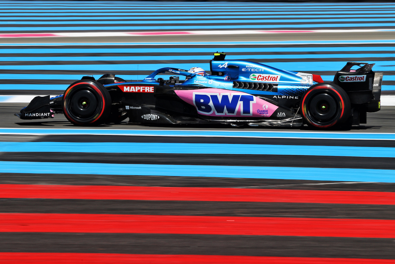 GP FRANCIA, Esteban Ocon (FRA) Alpine F1 Team A522.
22.07.2022. Formula 1 World Championship, Rd 12, French Grand Prix, Paul Ricard, France, Practice Day.
- www.xpbimages.com, EMail: requests@xpbimages.com © Copyright: Moy / XPB Images