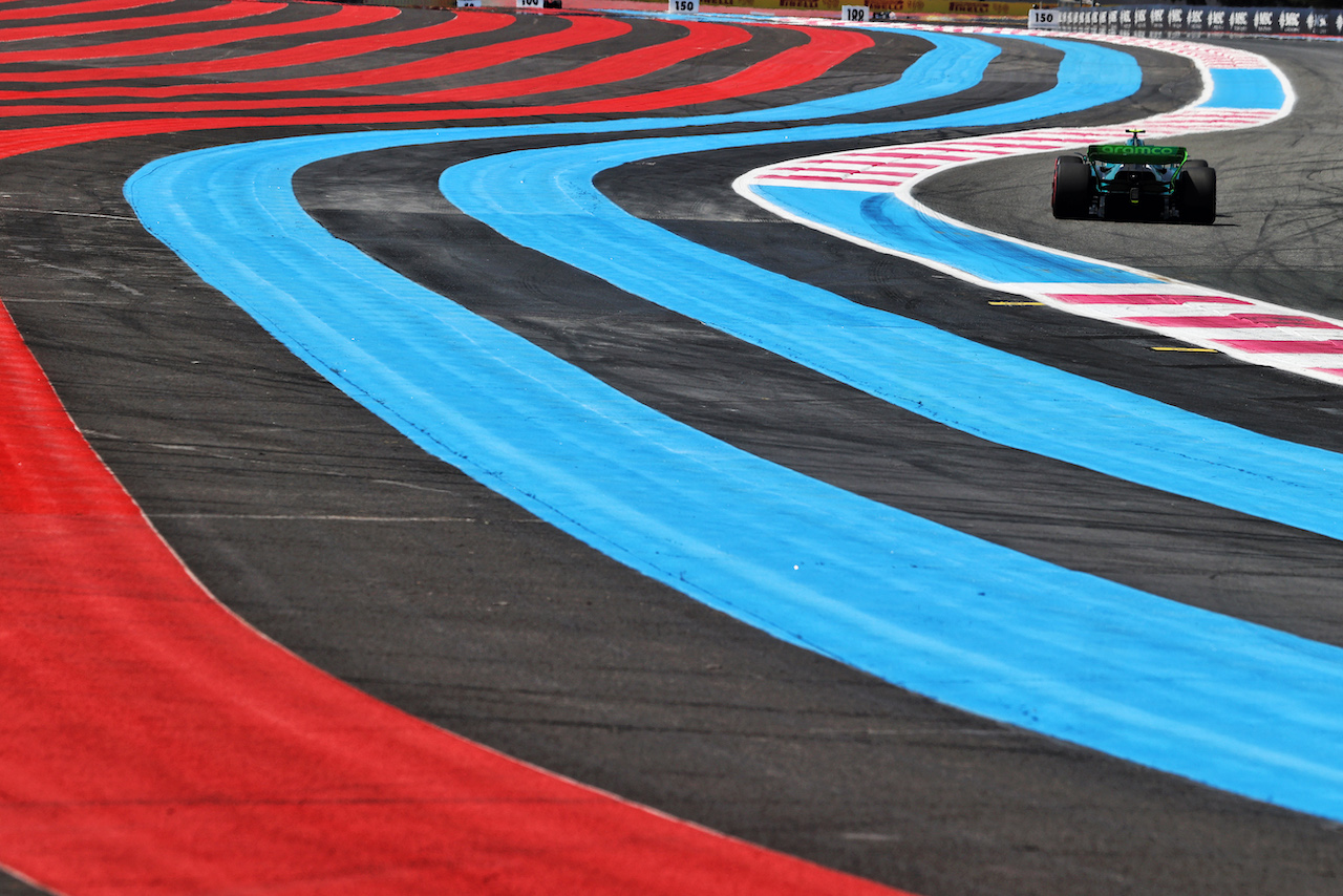GP FRANCIA, Sebastian Vettel (GER) Aston Martin F1 Team AMR22.
22.07.2022. Formula 1 World Championship, Rd 12, French Grand Prix, Paul Ricard, France, Practice Day.
- www.xpbimages.com, EMail: requests@xpbimages.com © Copyright: Moy / XPB Images