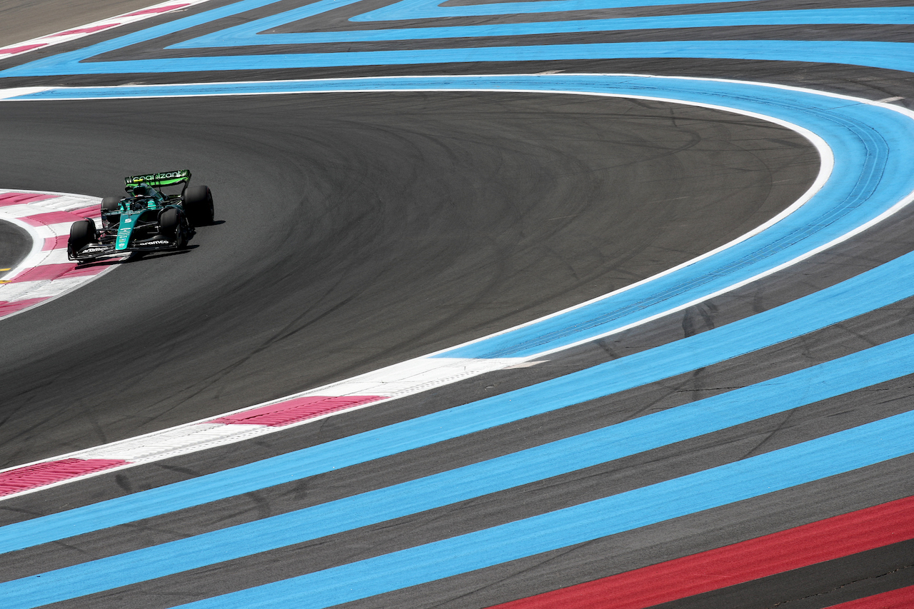 GP FRANCIA, Sebastian Vettel (GER) Aston Martin F1 Team AMR22.
22.07.2022. Formula 1 World Championship, Rd 12, French Grand Prix, Paul Ricard, France, Practice Day.
 - www.xpbimages.com, EMail: requests@xpbimages.com © Copyright: Coates / XPB Images