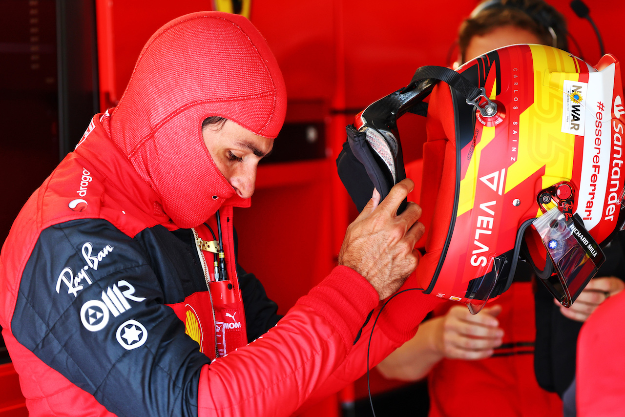 GP FRANCIA, Carlos Sainz Jr (ESP) Ferrari.
22.07.2022. Formula 1 World Championship, Rd 12, French Grand Prix, Paul Ricard, France, Practice Day.
- www.xpbimages.com, EMail: requests@xpbimages.com © Copyright: Batchelor / XPB Images