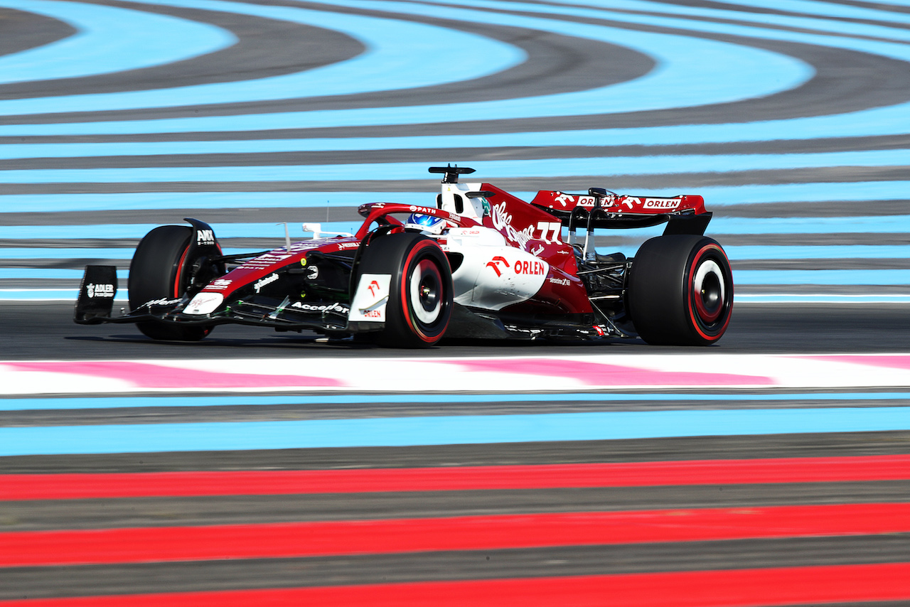 GP FRANCIA, Valtteri Bottas (FIN) Alfa Romeo F1 Team C42.
22.07.2022. Formula 1 World Championship, Rd 12, French Grand Prix, Paul Ricard, France, Practice Day.
 - www.xpbimages.com, EMail: requests@xpbimages.com © Copyright: Coates / XPB Images