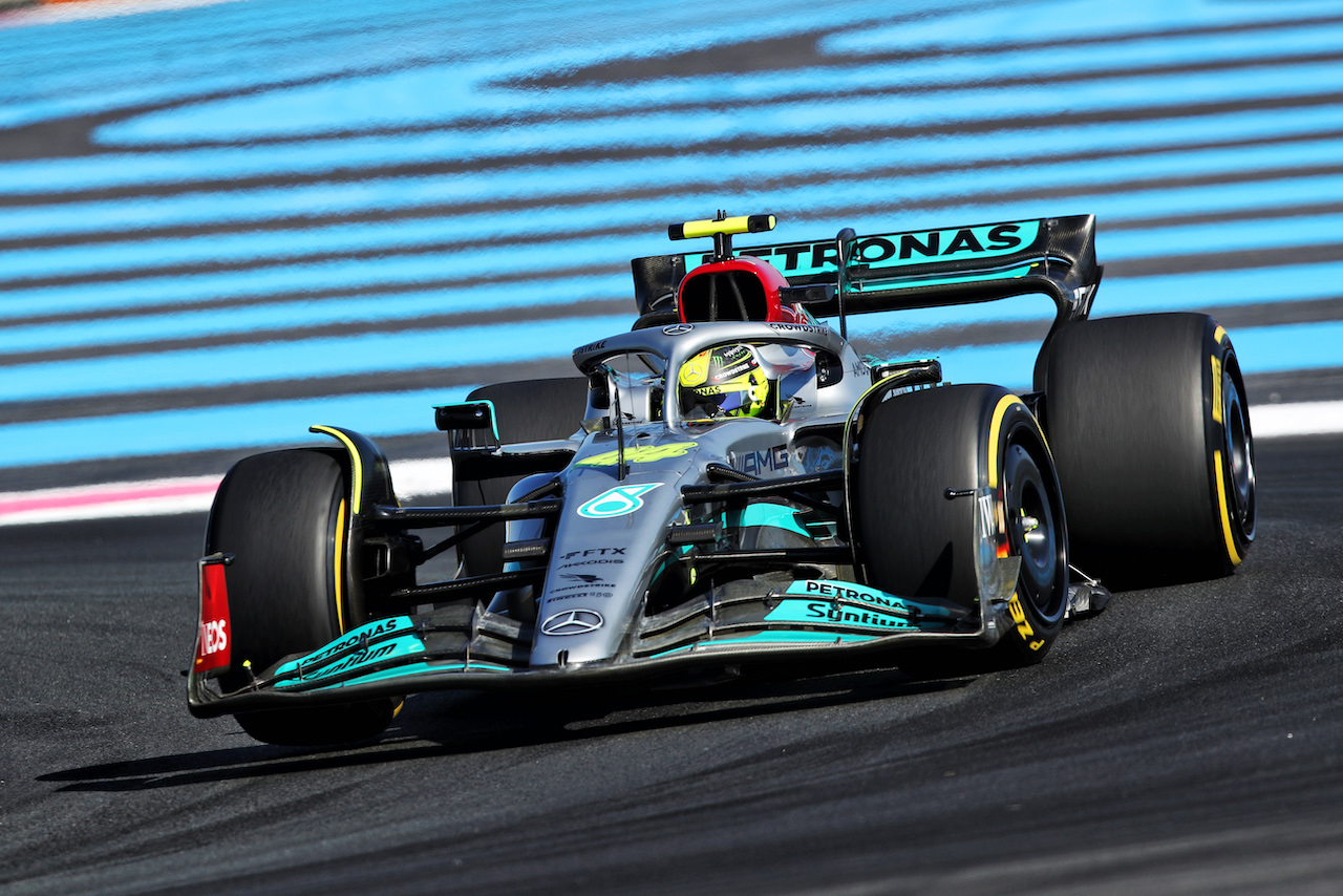 GP FRANCIA, Lewis Hamilton (GBR) Mercedes AMG F1 W13.
22.07.2022. Formula 1 World Championship, Rd 12, French Grand Prix, Paul Ricard, France, Practice Day.
 - www.xpbimages.com, EMail: requests@xpbimages.com © Copyright: Coates / XPB Images