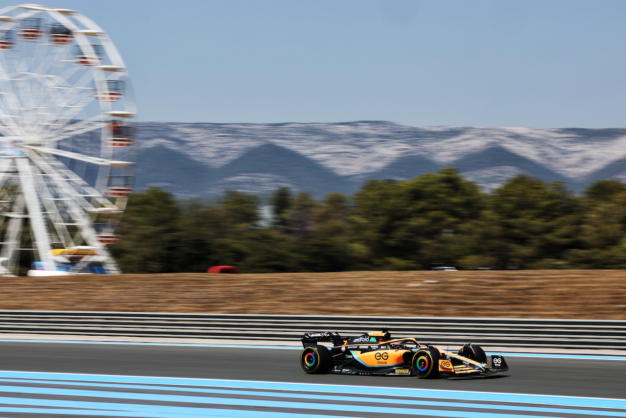GP FRANCIA, Daniel Ricciardo (AUS) McLaren MCL36.
22.07.2022. Formula 1 World Championship, Rd 12, French Grand Prix, Paul Ricard, France, Practice Day.
- www.xpbimages.com, EMail: requests@xpbimages.com © Copyright: Bearne / XPB Images