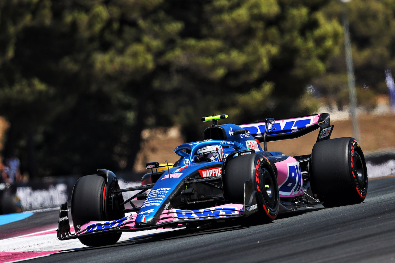 GP FRANCIA, Esteban Ocon (FRA) Alpine F1 Team A522.
22.07.2022. Formula 1 World Championship, Rd 12, French Grand Prix, Paul Ricard, France, Practice Day.
- www.xpbimages.com, EMail: requests@xpbimages.com © Copyright: Moy / XPB Images