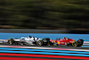 GP FRANCIA, Pierre Gasly (FRA) AlphaTauri AT03 e Carlos Sainz Jr (ESP) Ferrari F1-75.
22.07.2022. Formula 1 World Championship, Rd 12, French Grand Prix, Paul Ricard, France, Practice Day.
 - www.xpbimages.com, EMail: requests@xpbimages.com © Copyright: Coates / XPB Images