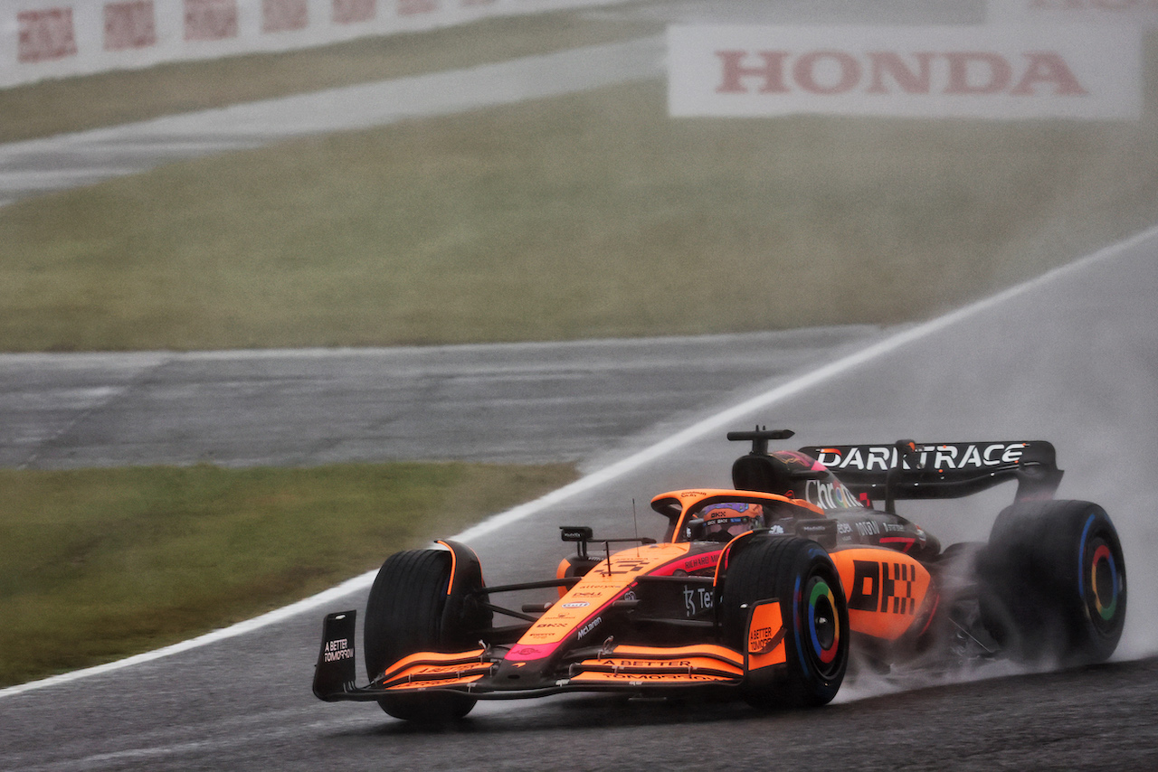 GP GIAPPONE, Daniel Ricciardo (AUS) McLaren MCL36.
09.10.2022. Formula 1 World Championship, Rd 18, Japanese Grand Prix, Suzuka, Japan, Gara Day.
- www.xpbimages.com, EMail: requests@xpbimages.com © Copyright: Batchelor / XPB Images