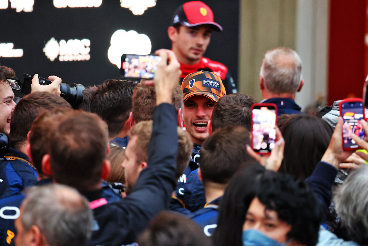 GP GIAPPONE, Gara winner Max Verstappen (NLD) Red Bull Racing celebrates in parc ferme.
09.10.2022. Formula 1 World Championship, Rd 18, Japanese Grand Prix, Suzuka, Japan, Gara Day.
- www.xpbimages.com, EMail: requests@xpbimages.com © Copyright: Batchelor / XPB Images