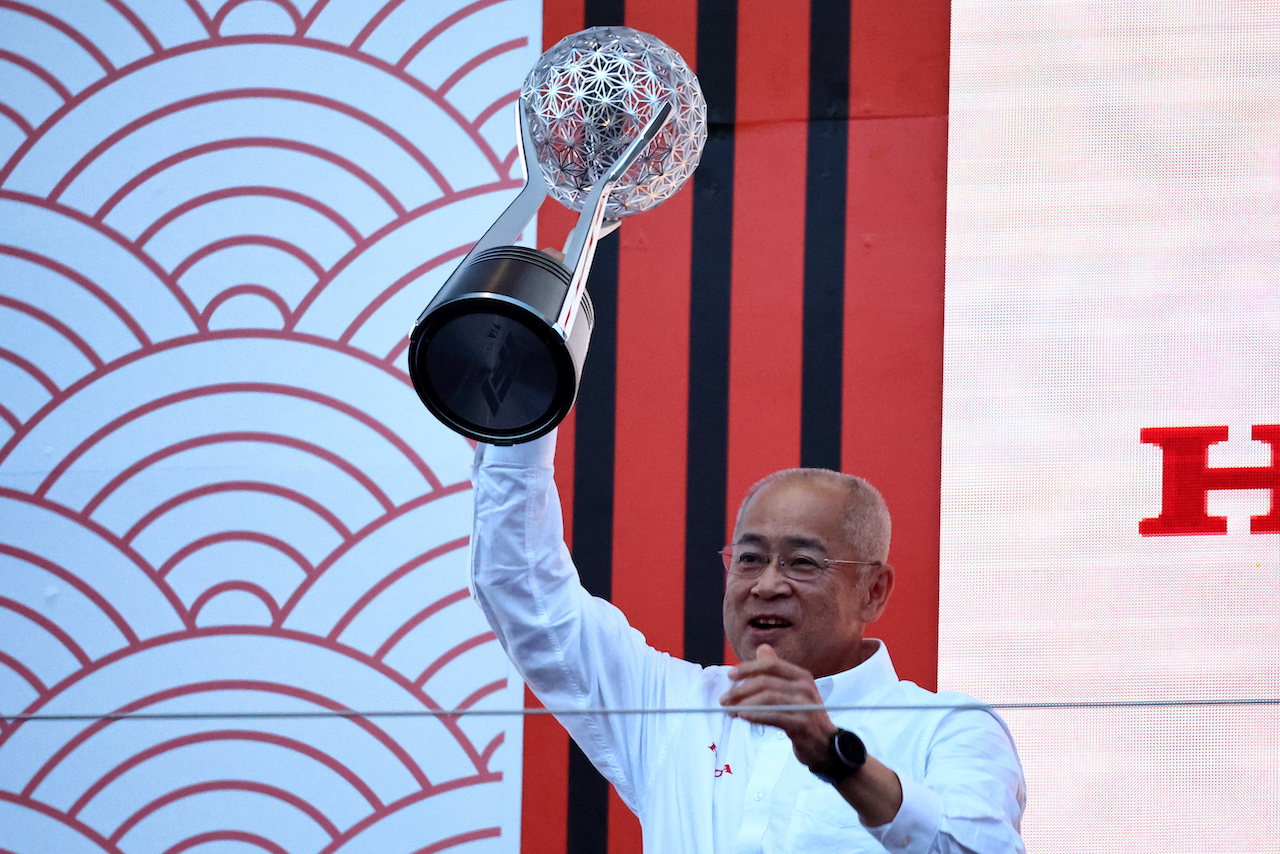 GP GIAPPONE, Honda celebrates on the podium.
09.10.2022. Formula 1 World Championship, Rd 18, Japanese Grand Prix, Suzuka, Japan, Gara Day.
- www.xpbimages.com, EMail: requests@xpbimages.com © Copyright: Batchelor / XPB Images