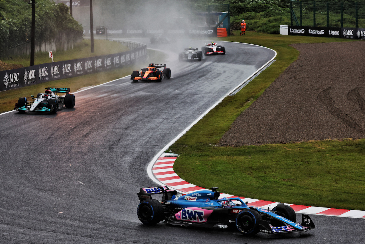 GP GIAPPONE, Fernando Alonso (ESP) Alpine F1 Team A522.
09.10.2022. Formula 1 World Championship, Rd 18, Japanese Grand Prix, Suzuka, Japan, Gara Day.
- www.xpbimages.com, EMail: requests@xpbimages.com © Copyright: Bearne / XPB Images