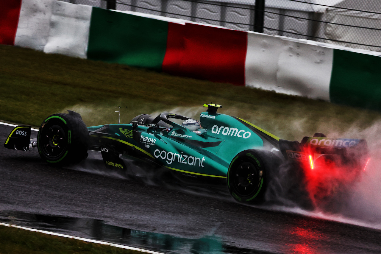 GP GIAPPONE, Sebastian Vettel (GER) Aston Martin F1 Team AMR22.
09.10.2022. Formula 1 World Championship, Rd 18, Japanese Grand Prix, Suzuka, Japan, Gara Day.
 - www.xpbimages.com, EMail: requests@xpbimages.com © Copyright: Coates / XPB Images